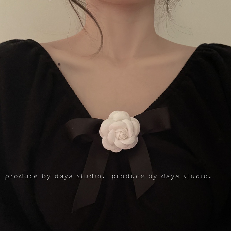 2023 Kẹp Tóc Hình Nơ Hoa Trà Phong Cách Cổ Điển Dễ Phối Đồ Thời Trang Cho Nữ