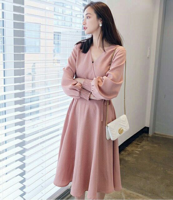 Đầm buộc eo tay dài bo cổ tay, kèm ảnh thật