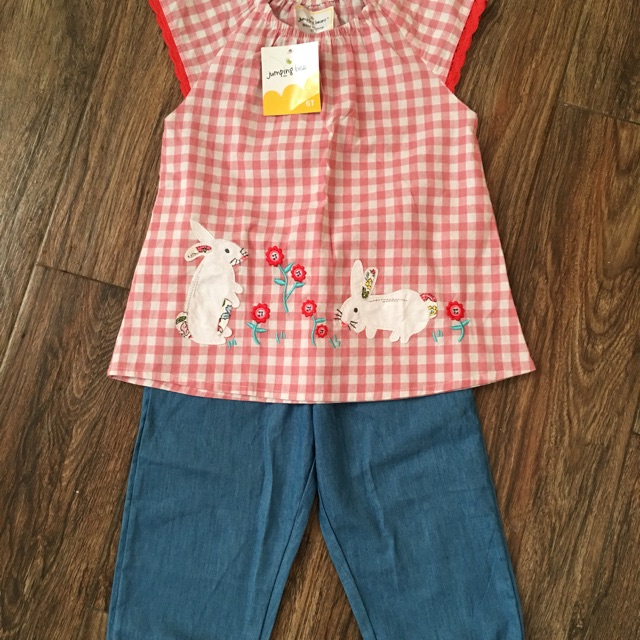 Xả bộ jumping beans bé gái