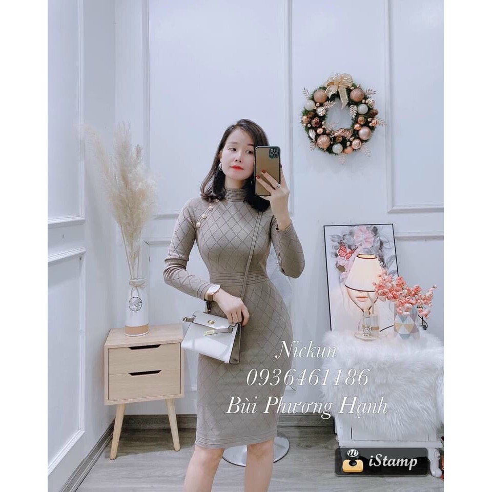 váy len liền 4 cúc