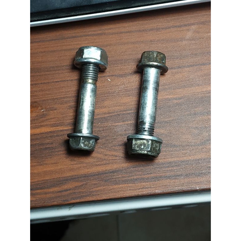 Bulong, ecu, ốc xuyên cổ xe máy ( zin )
