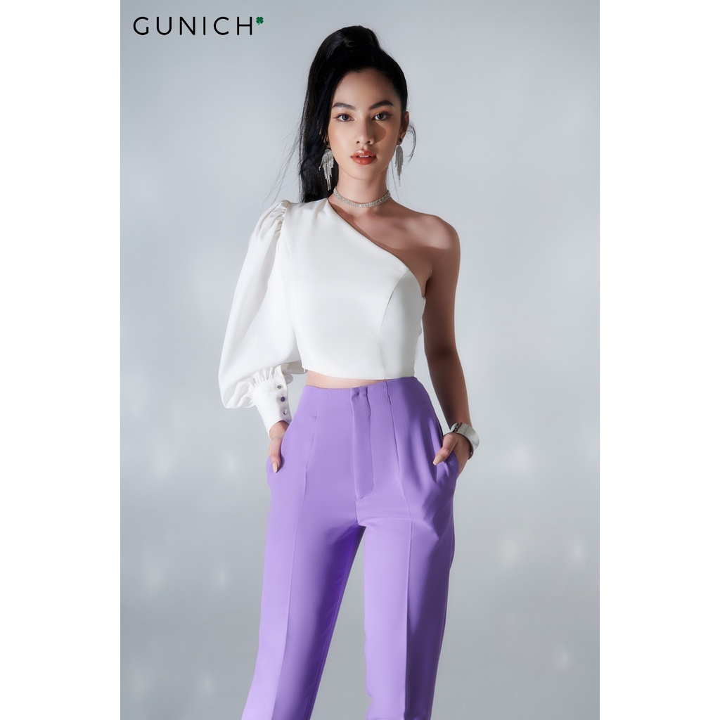 Áo croptop lệch vai màu trắng vải lụa chéo Ý Gunich