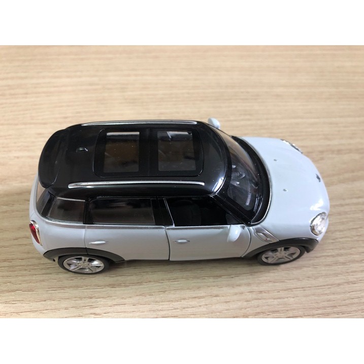 Mô hình xe Mini Cooper bằng hợp kim tỉ lệ 1:32