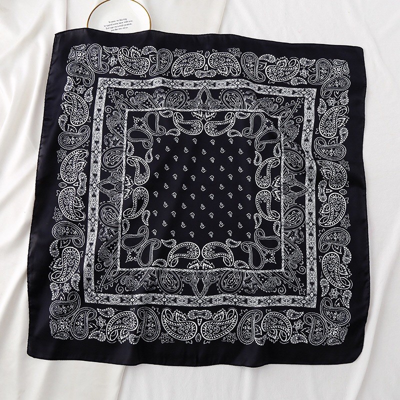 Khăn lụa bandana đẹp lạ size 70x70cm