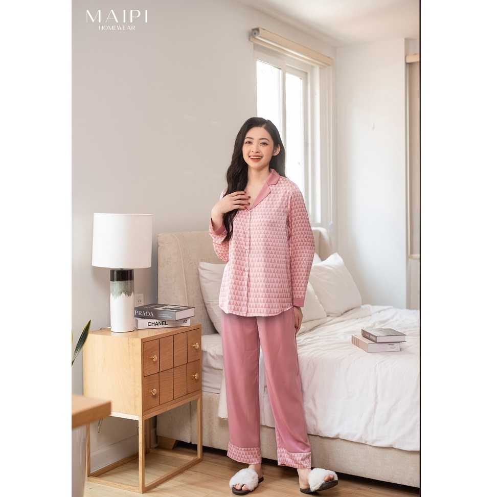 Đồ bộ mặc nhà Peony họa tiết, chất liệu lụa mềm mại, kiểu dáng thời trang thanh lịch cho nàng thiết kế by MAIPI | BigBuy360 - bigbuy360.vn