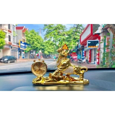 Tượng Trâu vàng kèm đồng hồ trang trí taplo