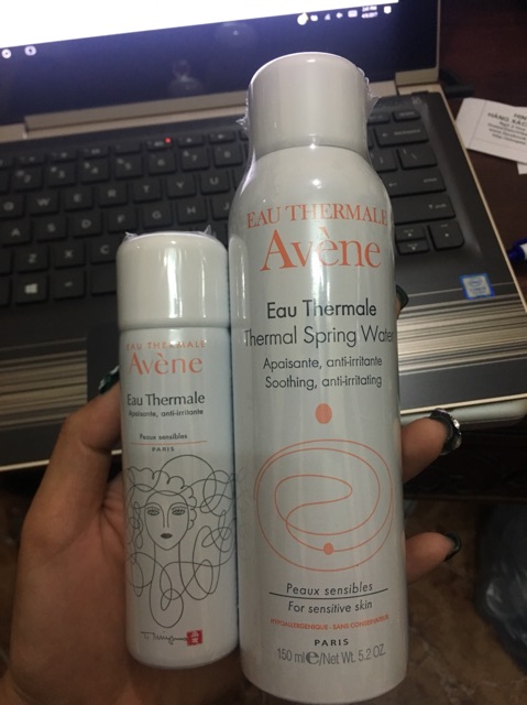 Xịt khoáng Avène Thermal Spring Water 300ml giữ ẩm bảo vệ làn da khỏi bụi bẩn [MẪU MỚI] | BigBuy360 - bigbuy360.vn