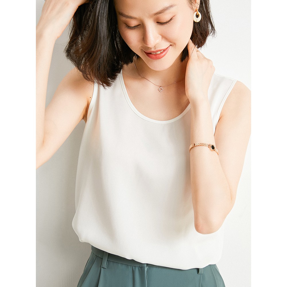 Áo 2 Dây Nữ bản to Lụa Hà Cao Cấp Madela, Áo Hai Dây Ba Lỗ Nữ dễ phối đồ phong cách trẻ trung, năng động - AKT04