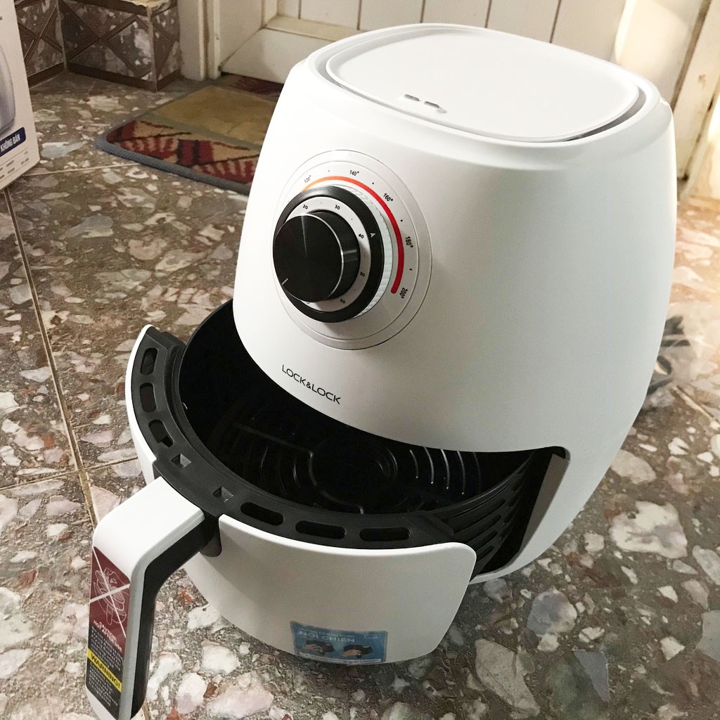 Nồi chiên không dầu Lock&amp;lock Air Fryer dung tích 3.6 lít 1300W EJF148WHT bảo hành 12 tháng