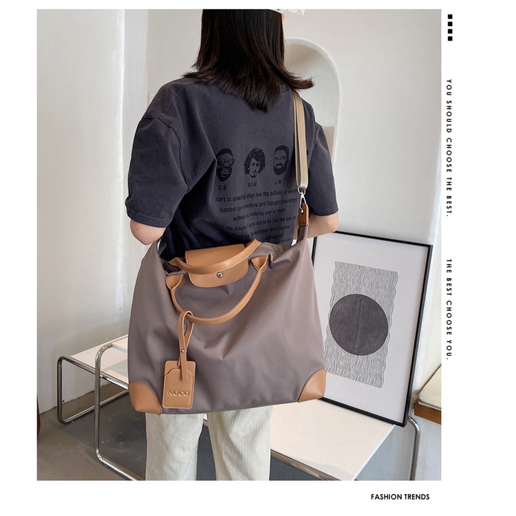 Túi xách thể thao du lịch cỡ lớn thiết kế đơn giản tiện lợi trẻ trung