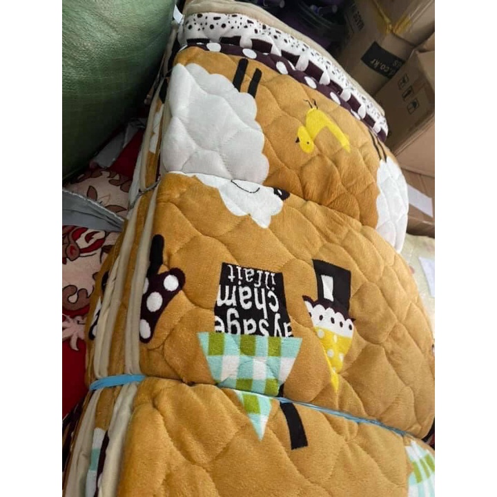 THẢM NỆM TRẢI GIƯỜNG NỈ NHUNG loại TO dày dặn (1.6 và 1.8m) - Labi