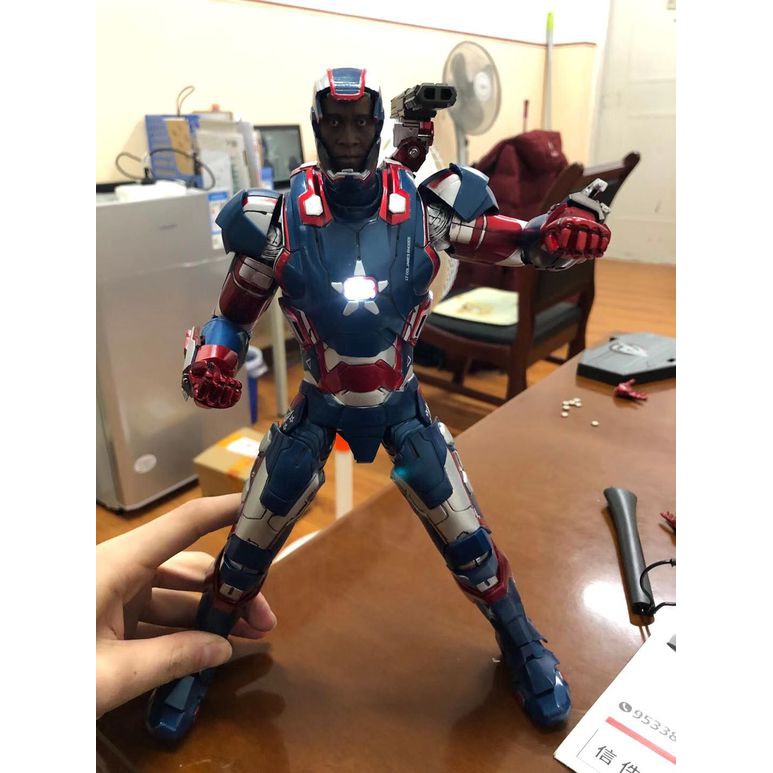 [Ành thật] Mô hình Iron man Patriot HC Hochoi 1/6 30cm - Avengers