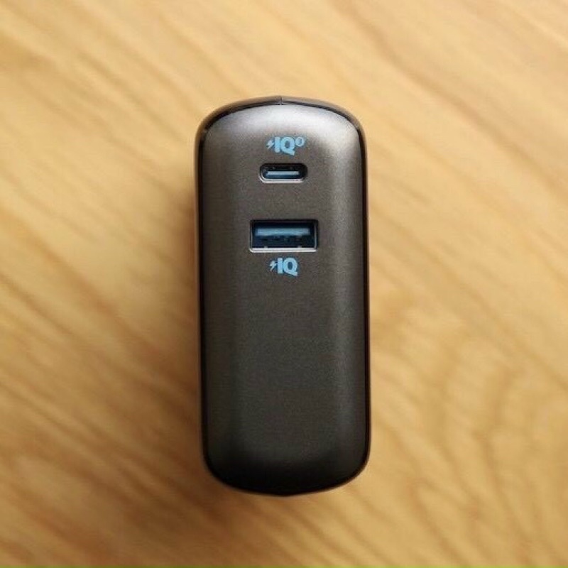 Pin sạc dự phòng củ sạc nhanh ANKER 10.000mAh A1623