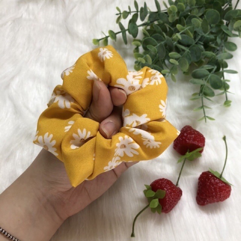 SCRUNCHIES DESIGN BY CLOVER - CHUN BUỘC TÓC VẢI VINTAGE CÓ SẴN TẠI HÀ NỘI- ẢNH THẬT CÓ NOWSHIP