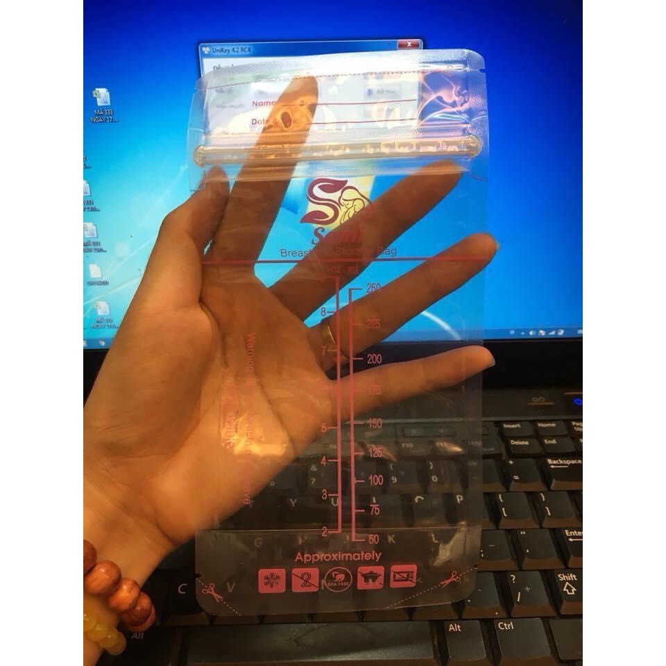 Hộp 50 túi zip trữ sữa 250ml đã được tiệt trùng - S5