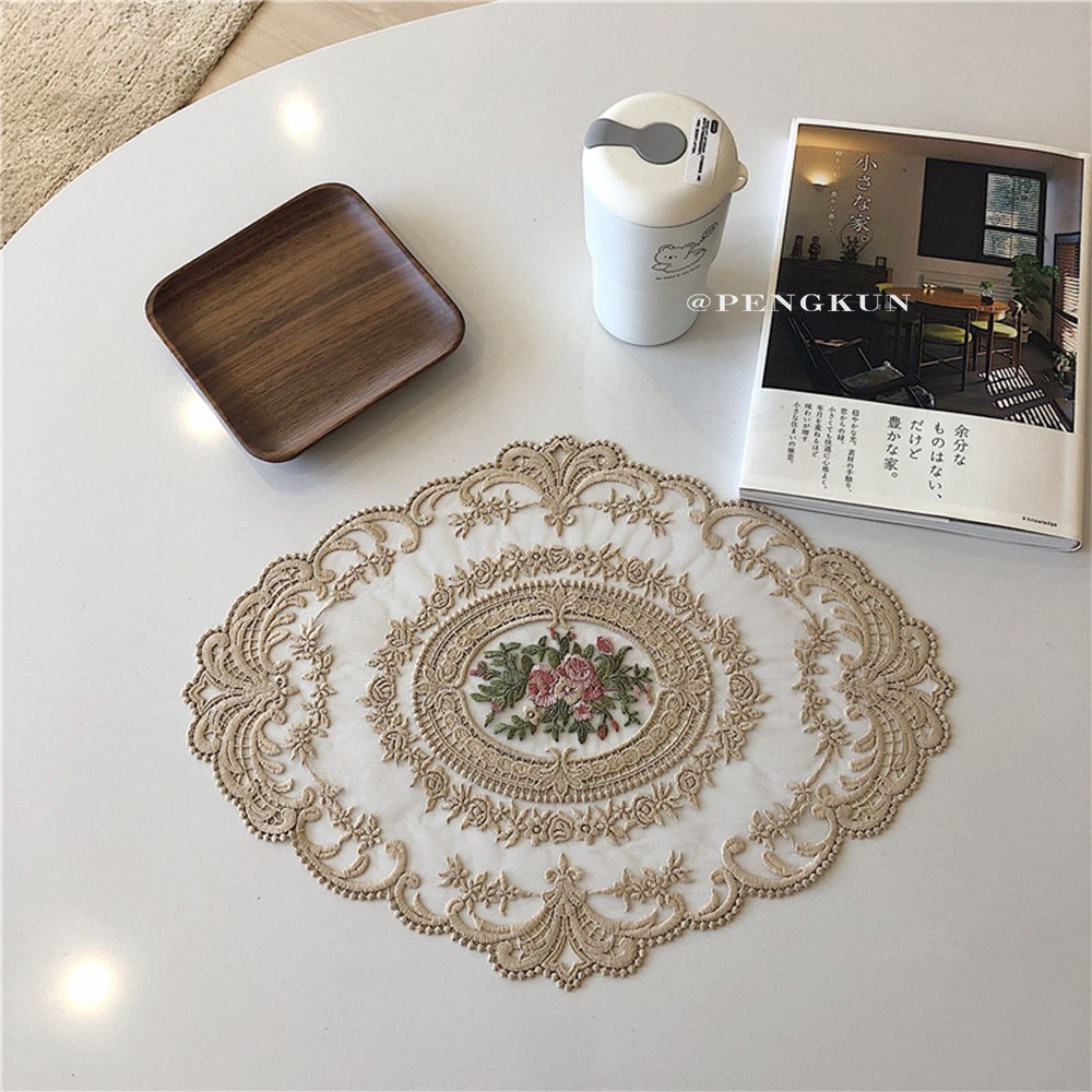 Khăn Trải Bàn Ăn Thêu Ren Phong Cách Hoàng Gia Pháp Cổ Điển
