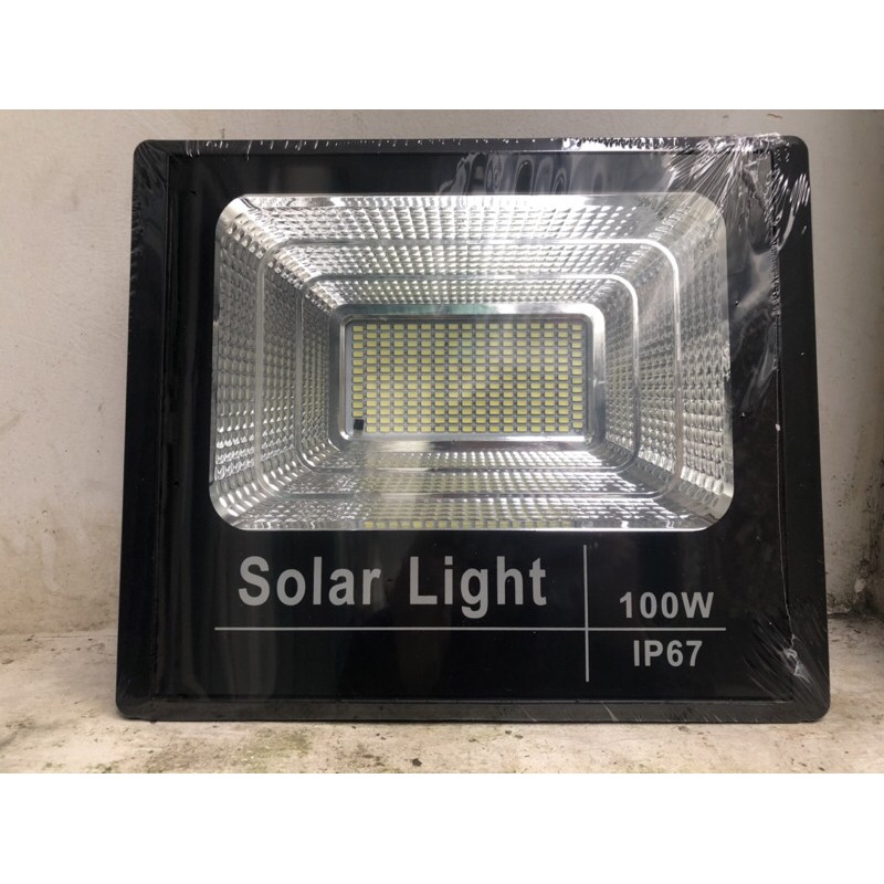 ĐÈN PHA LED NĂNG LƯỢNG MẶT TRỜI 100W, IP67. Sáng mạnh, pin lâu tấm pin rời dây nối 5m và kèm remote