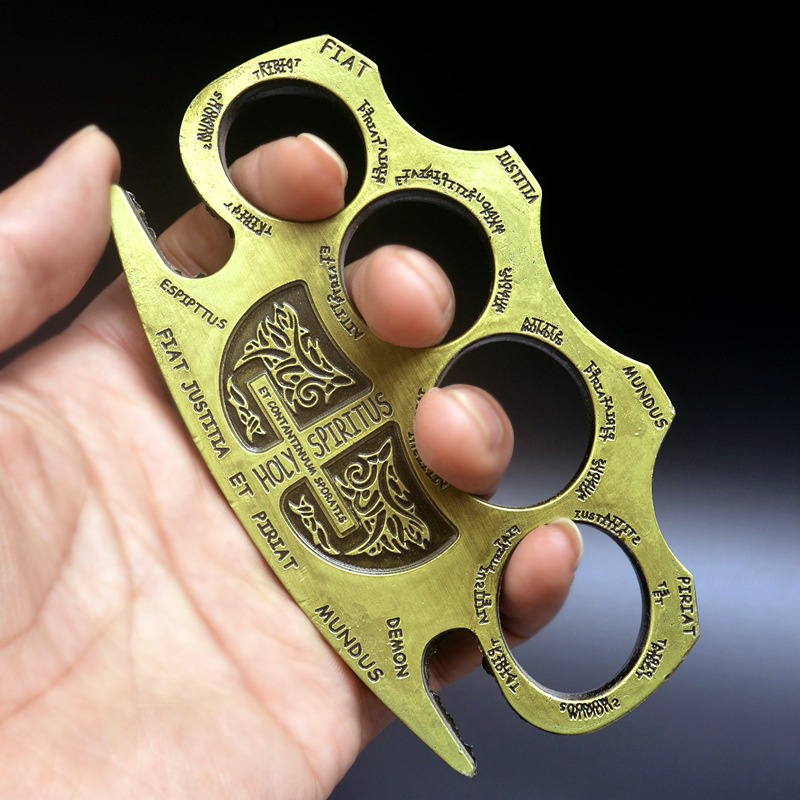 sản phẩm brass knuckles có dây dù knuckle john constantine