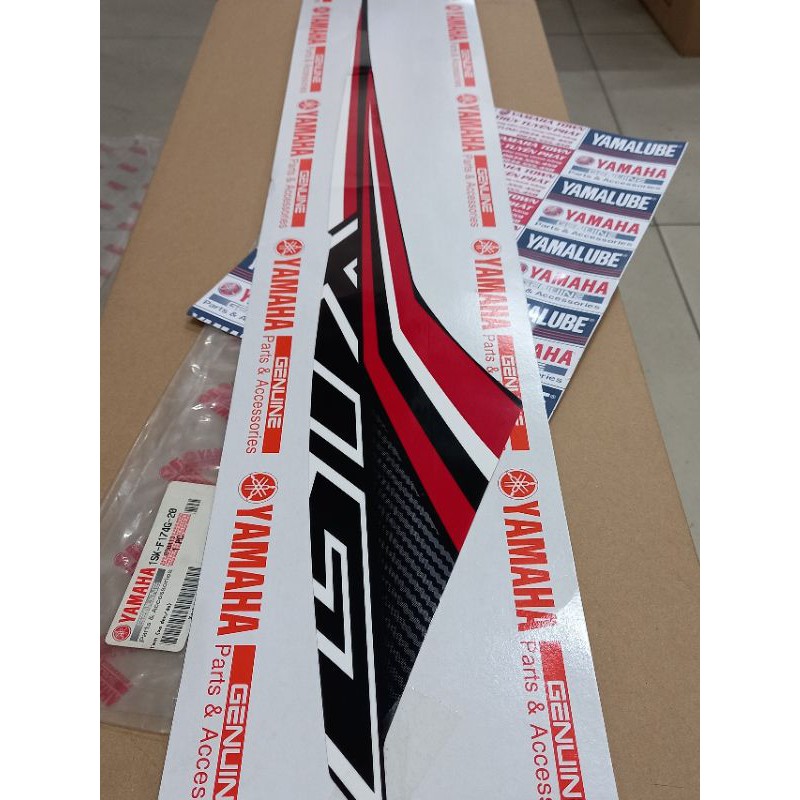 Tem (xe/đỏ) Luvias chính hãng yamaha