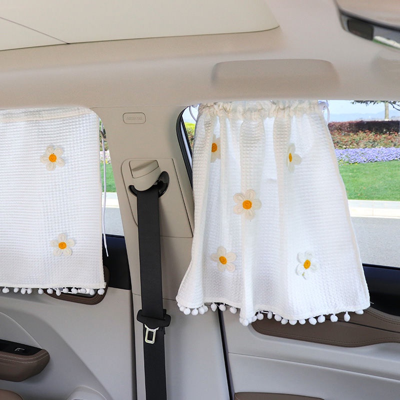 Rèm Che Nắng Cách Nhiệt Gắn Cửa Kính Xe Hơi