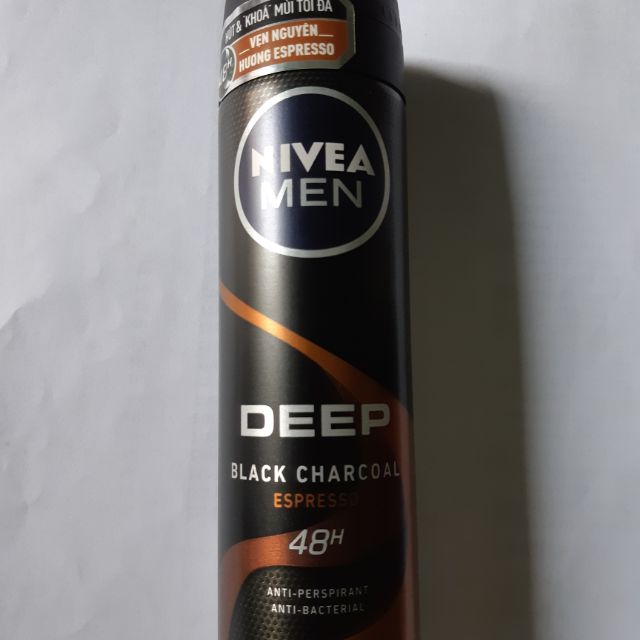 Xịt ngăn mùi nivea