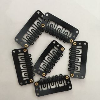 Ghim cài tóc giả