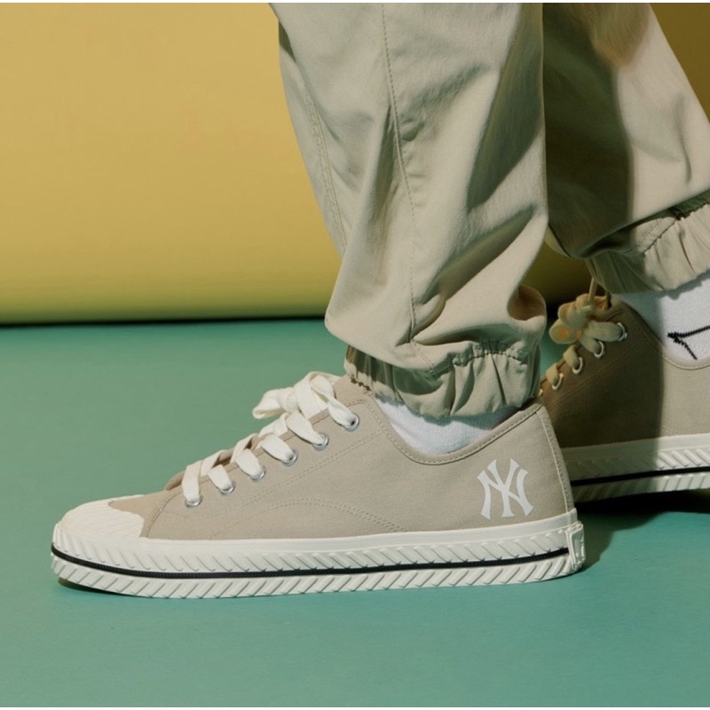 Giày MLB Playball Origin New York gọn gàng, thanh lịch