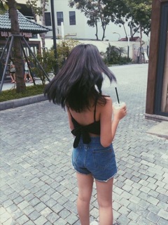 Áo yếm dây hở lưng siêu xinh ( kèm ảnh chụp thật )