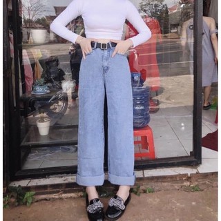Quần baggy jeans