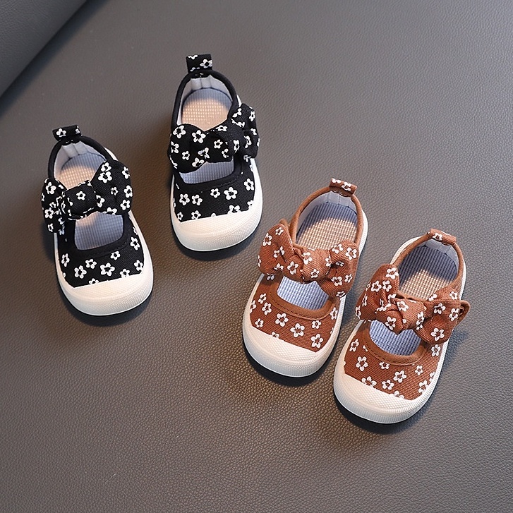 Giày bé gái  chất liệu thô hoa cho bé gái siêu xinh size 21-26