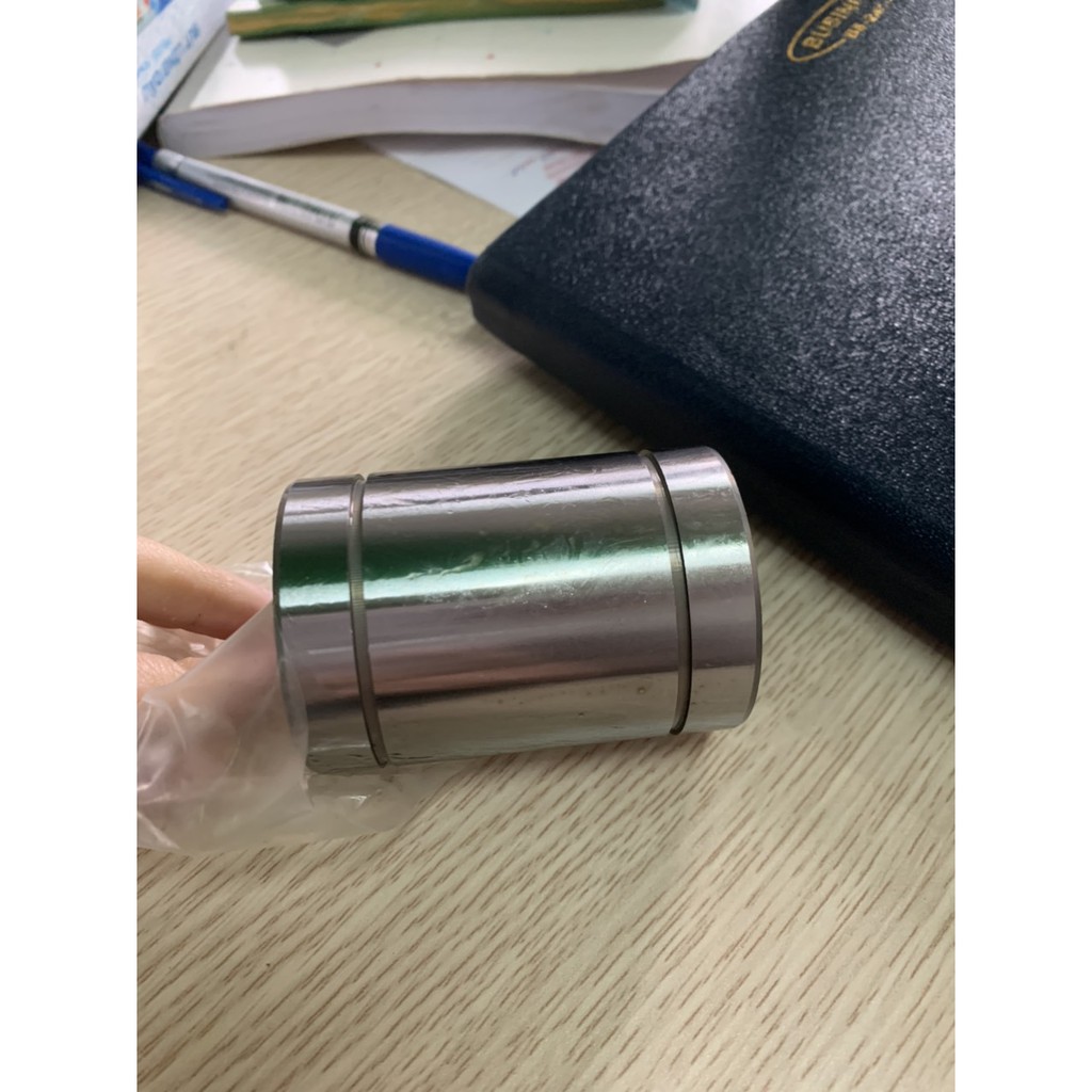 Con trượt tròn LM12UU LM16UU LM20UU LM25UU LM30UU LM35UU dùng cho thanh trượt tròn không đế