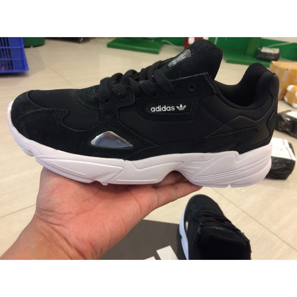 GIÀY ADIDAS FALCON MẦU ĐEN VIỀN TRẮNG