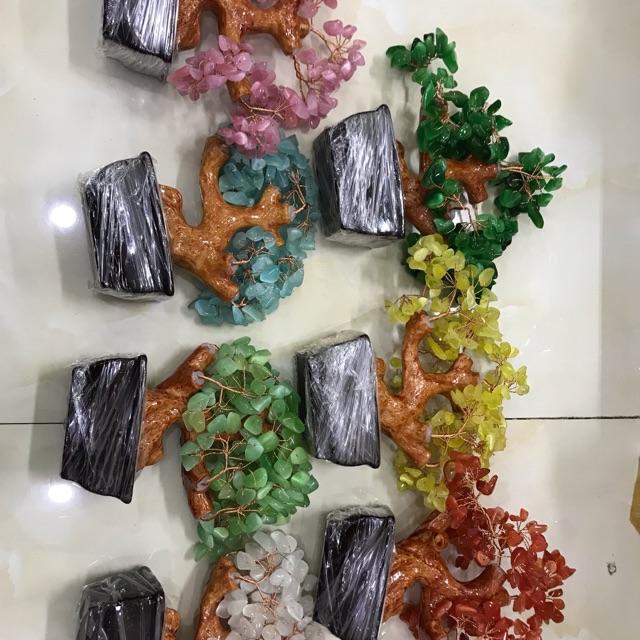 20 cây đá vụn đủ màu