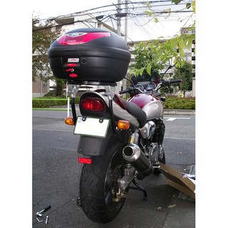 [CHÍNH HÃNG] Thùng xe máy GIVI E350N tặng kèm đế