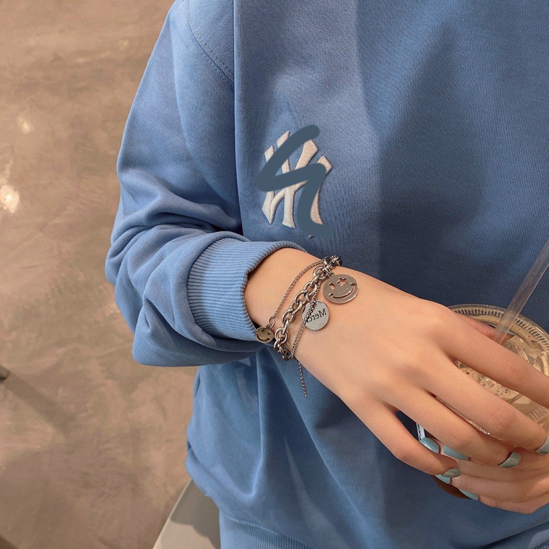 Vòng Tay Chất Liệu Thép Titan Hình Mặt Cười C138