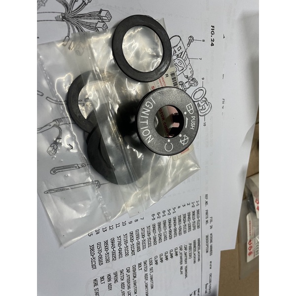 combo ron vs nắp ổ khoá cho dòng xe crystal 110, Rc80, xipo vs RGV