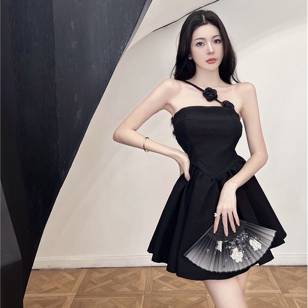 Đầm Chữ A Không Tay Cổ Yếm Dáng Ôm Màu Đen Thời Trang Hàn Quốc Gợi Cảm Cho Bạn Gái