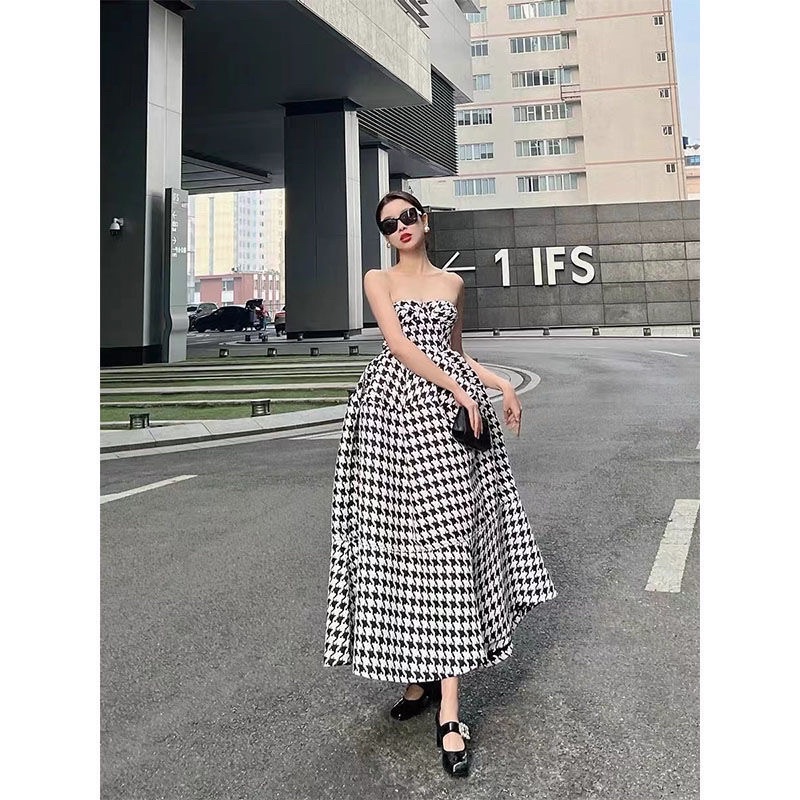 ( ORDER ) Đầm Cúp Ngực Dáng Dài Xoè Răng Cưa Trắng Đen