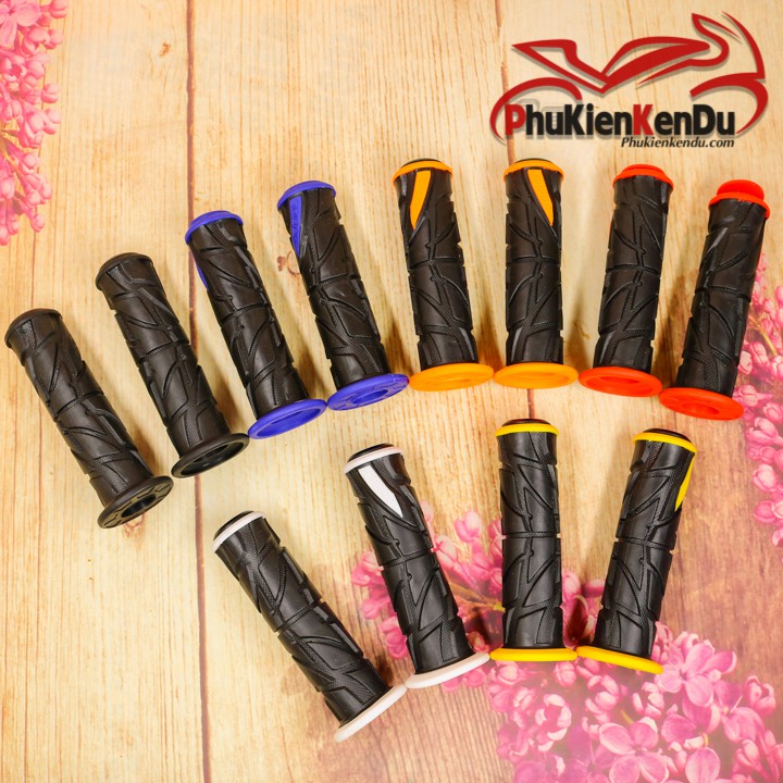 TAY CẦM CAO SU SPIDER CHO XE MÁY MỘT CẶP