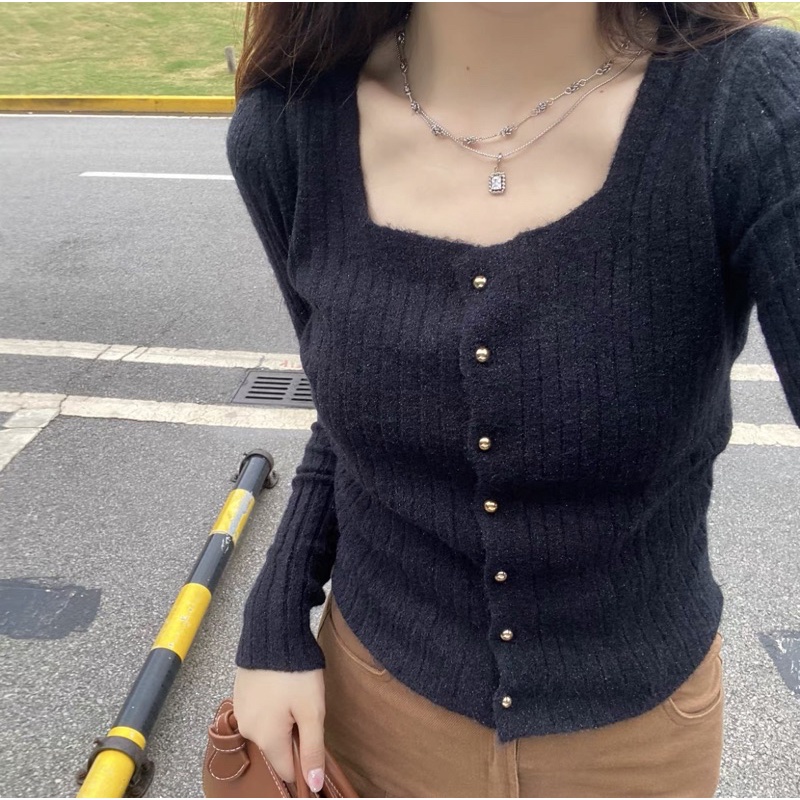 Áo len lông cừu dài tay cài cúc cổ vuông sang trọng