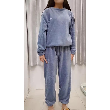 Bộ quần áo ngủ nhung mùa đông cực ấm, bộ đồ mặc nhà mùa đông cho nữ | BigBuy360 - bigbuy360.vn