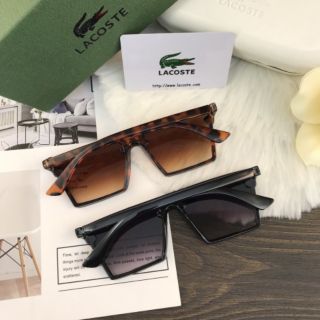 Kính cá sấu bảng vuông 006