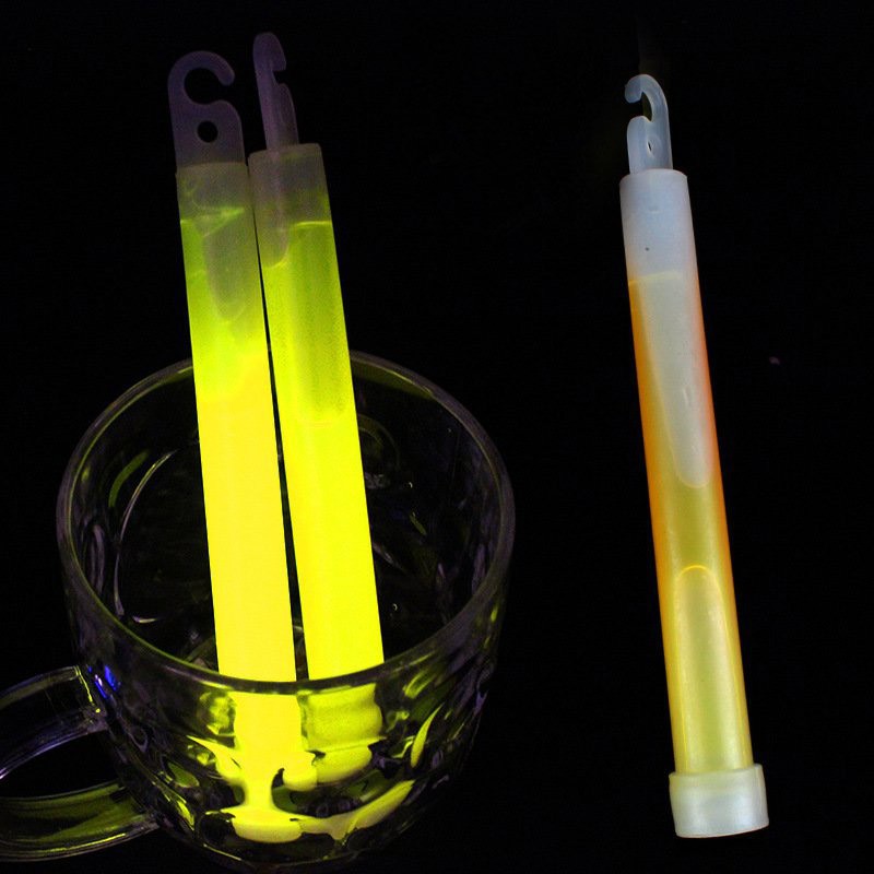 QUE DẠ QUANG PHÁT SÁNG (6 INCH GLOW STICK)