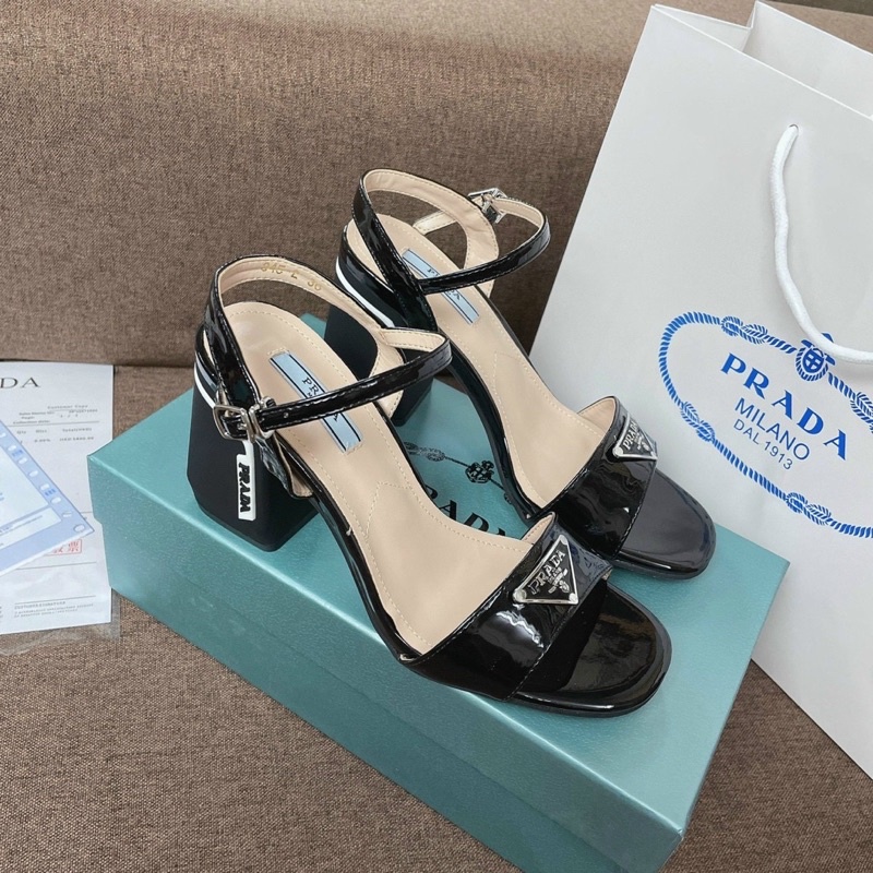 Sandal prada quai ngang 6cm gót trụ siêu chảnh toàn hot girl đi, mặc đồ gì sang đồ đó