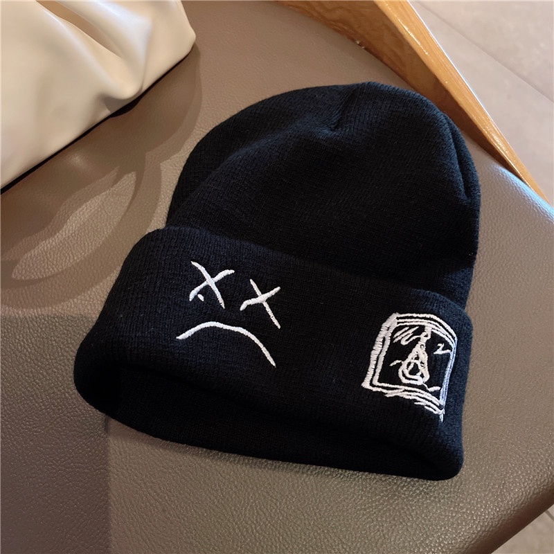 Mũ len đan màu trắng đen thêu mặt khóc phong cách preppy Hàn Quốc hip hop dành cho cặp đôi