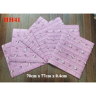 (Quận 12) Xốp dán tường Hello Kitty hồng
