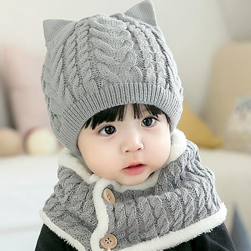 Set nón len và yếm dễ thương cho bé