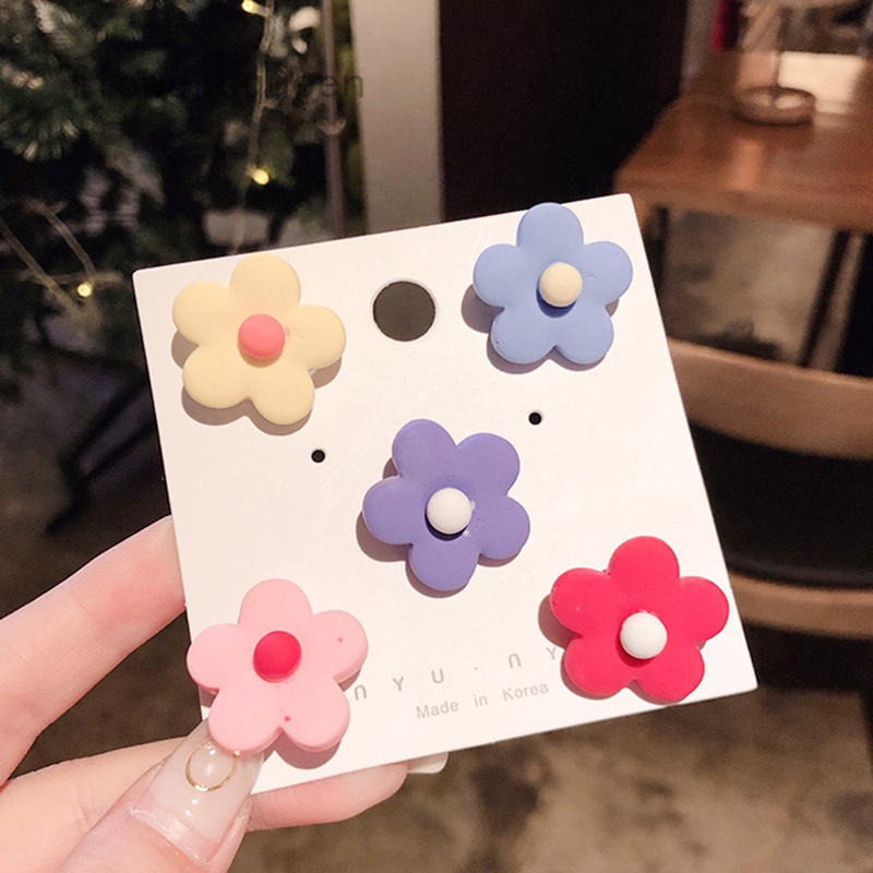 Huy Hiệu Cài Áo Hình Hoa Đất Sét Dễ Thương