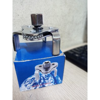 Tay tháo vam cốc lọc dầu