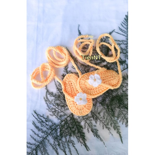 Giày dép len chiến binh kẹp ngón len handmade cho bé từ sơ sinh đến 24 tháng nhiều mẫu nhiều màu